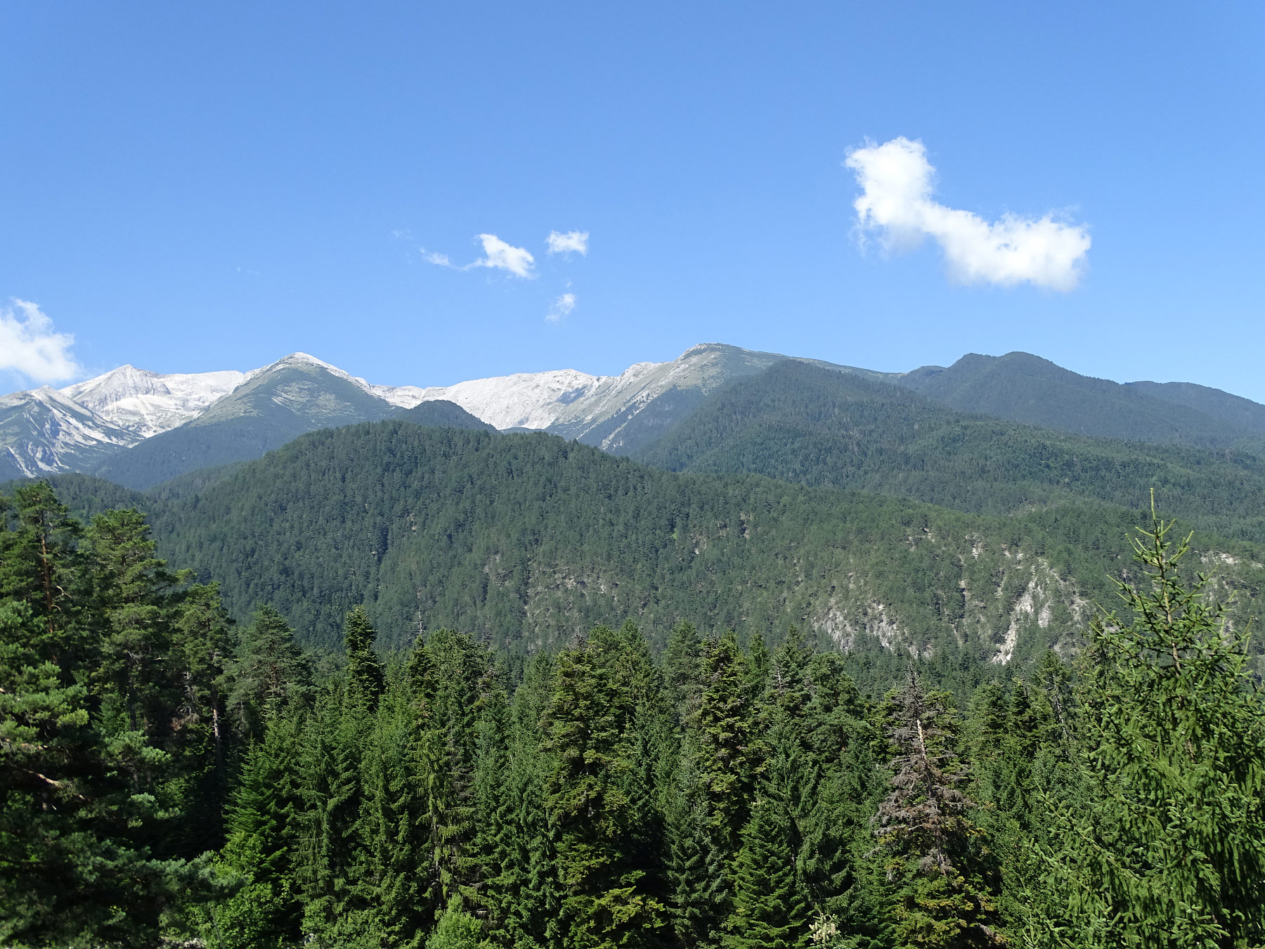 Bansko (Банско) (Photo license: CC BY 2.0)